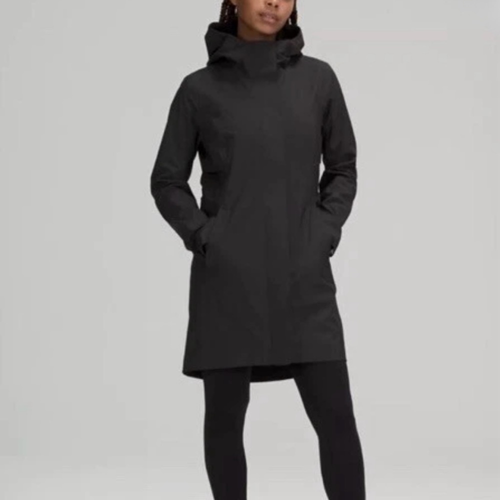 Sold Lululemon Rain Jacket 8
